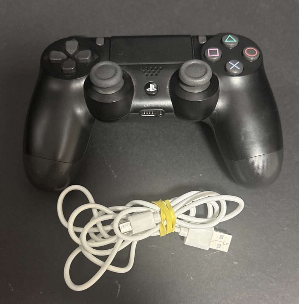 Sony DualShock 4 Wireless Bluetooth Controller CUH-ZCT2U Black PS4 Charge Cable